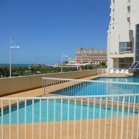 Victoria Surf C553 : Centre-ville Et Acces Direct A La Plage Apartamento